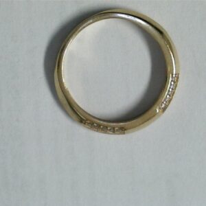Elegant 14K Yellow Gold Diamond Pave Band