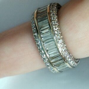 Eternal Brilliance: 9.39g 18K White Gold Diamond Band
