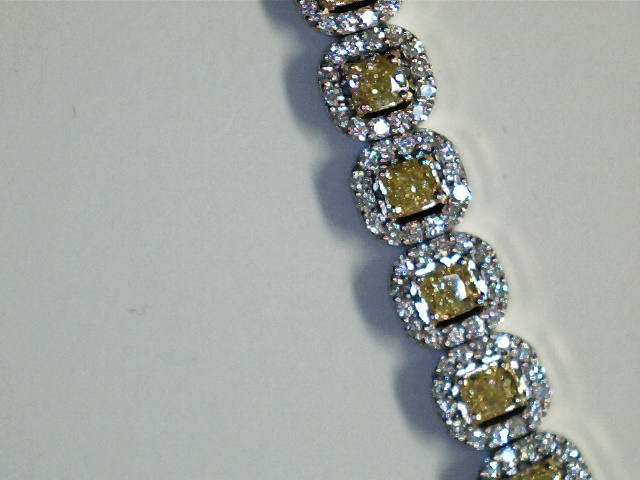 The Golden Halo Link Bracelet